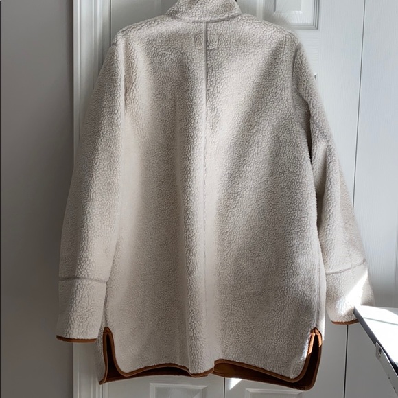 Old Navy Sherpa Jacket Brown with Chorded Trim - Picture 5 of 6